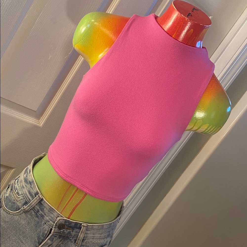 Live In The Moment Vibrant Electric Pink Sleeveless Tank Top